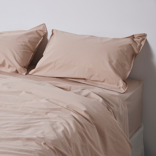 Organic Cotton Percale Fitted Sheet in Almond