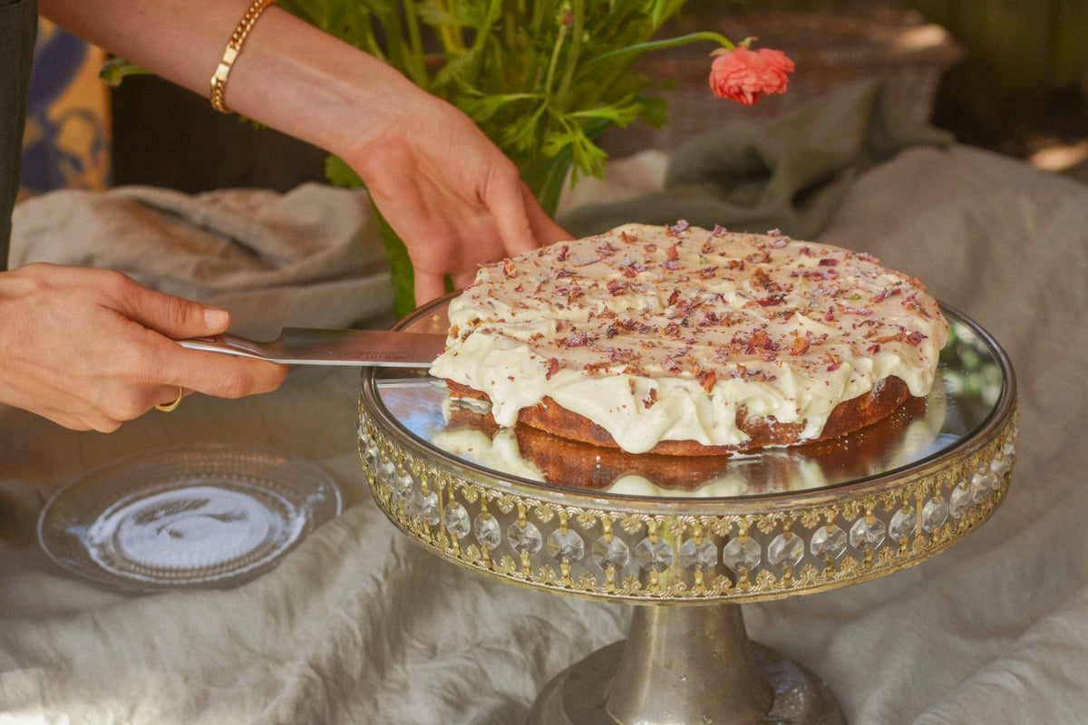 Almond & Ricotta Cake with Valentine Fodor of Vege Mamma