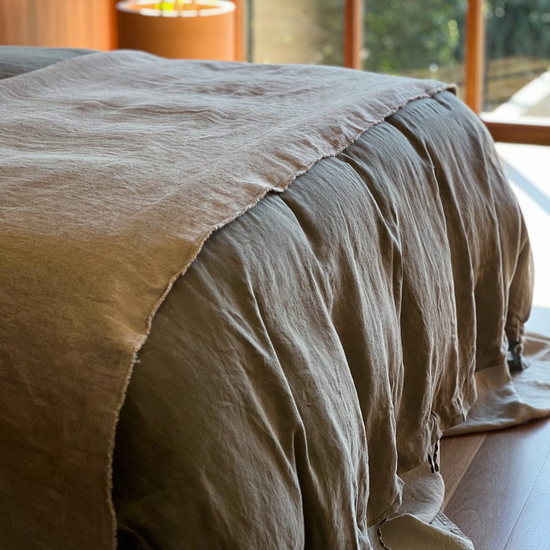 Standard Heavy Linen Bed Cover in Natural