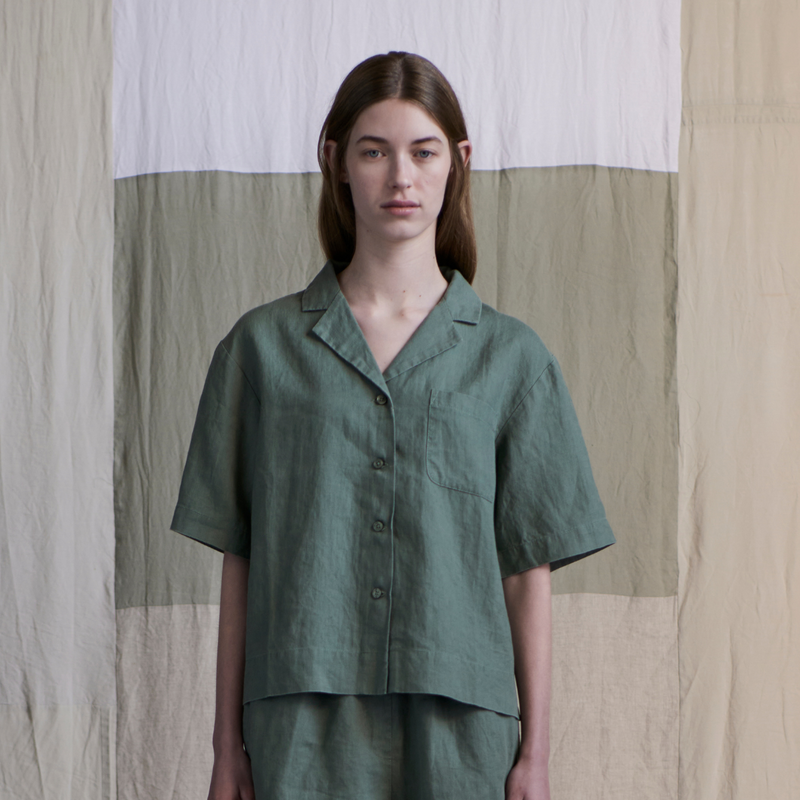 100% Linen Boxy Short Sleeve Shirt in Khaki