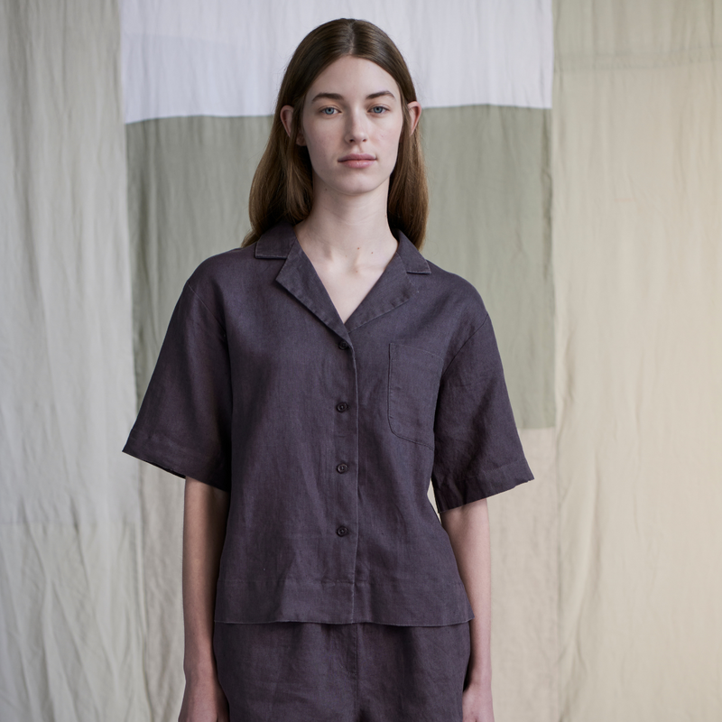 100% Linen Boxy Short Sleeve Shirt in Kohl