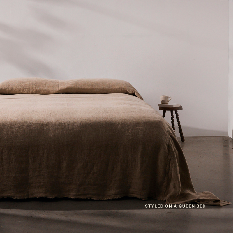 Oversized Heavy Linen Bed Cover in Natural