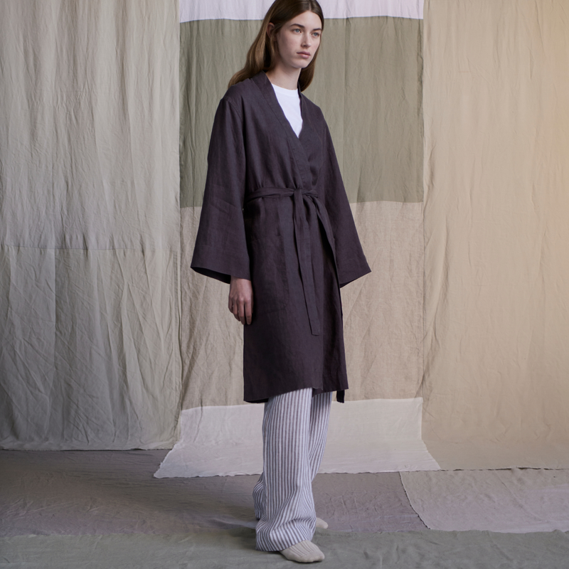 100% Linen Robe in Kohl