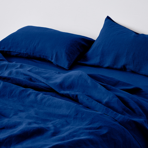 Flat Sheets IN BED Store