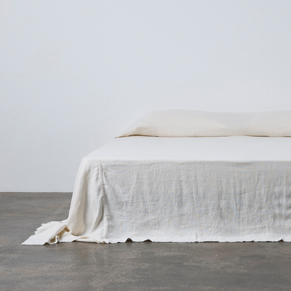 Oversized Heavy Linen Bed Cover in White IN BED Store