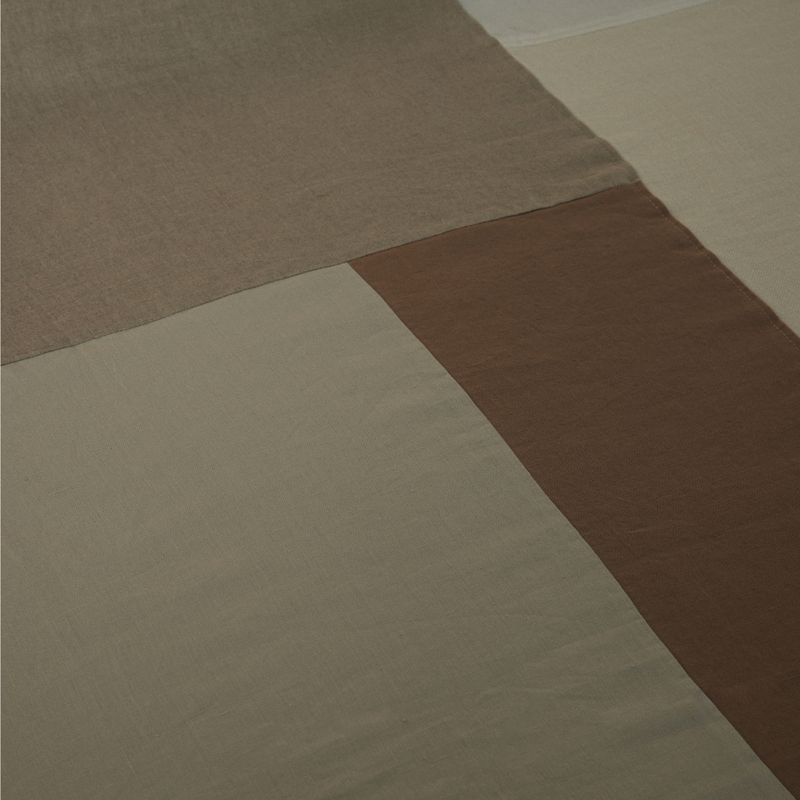 Atelier Bedcover in Natural & Chestnut