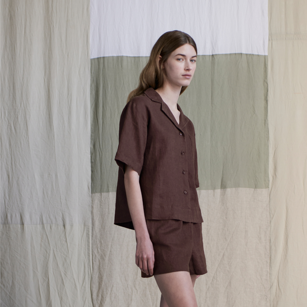 100% Linen Boxy Short Sleeve Shirt in Cocoa