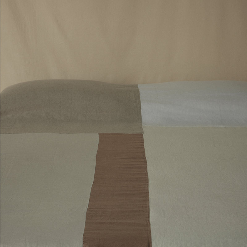 Atelier Bedcover in Natural & Chestnut